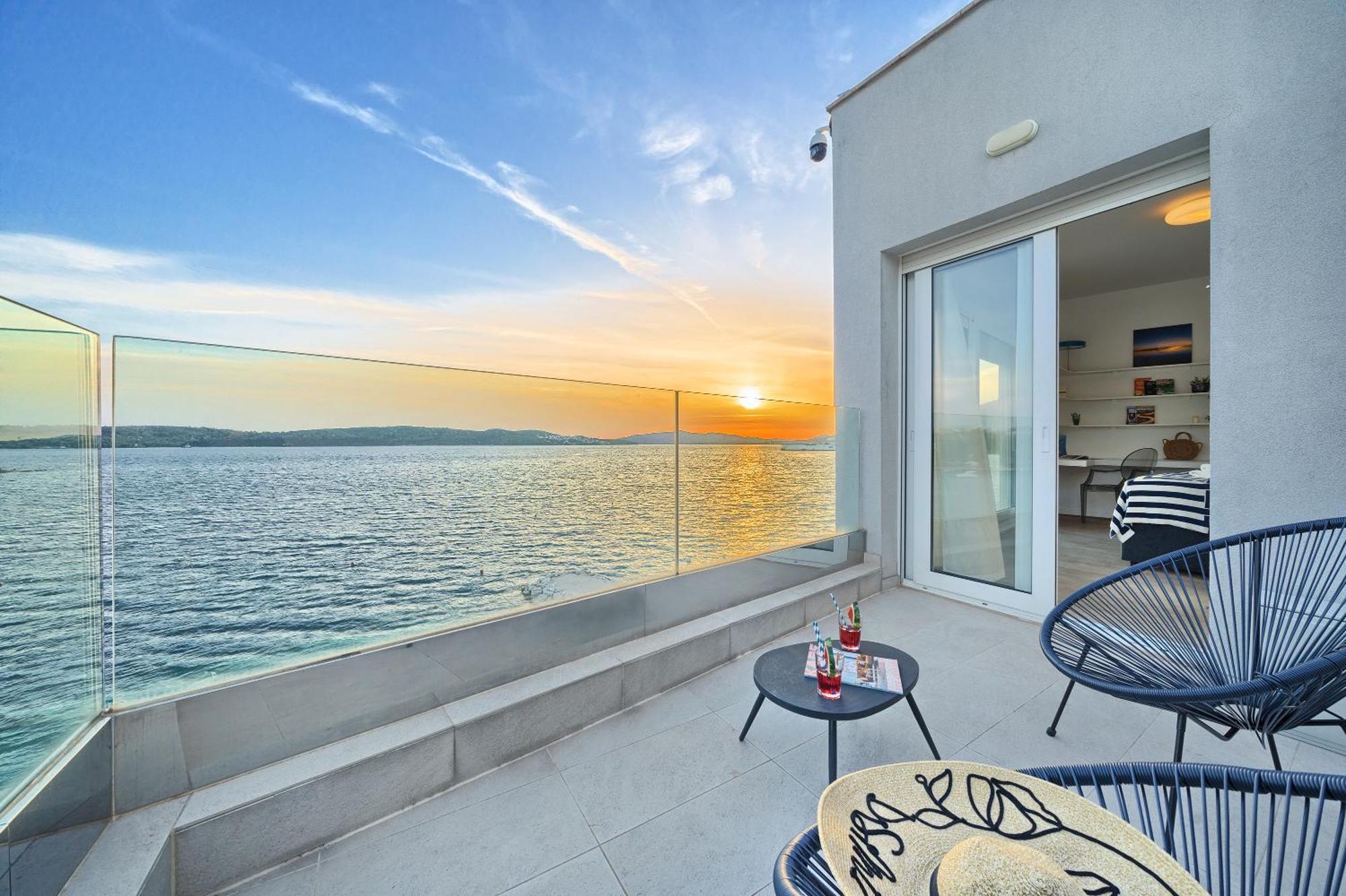 Livingstone Beach House โตรกีร์ ภายนอก รูปภาพ
