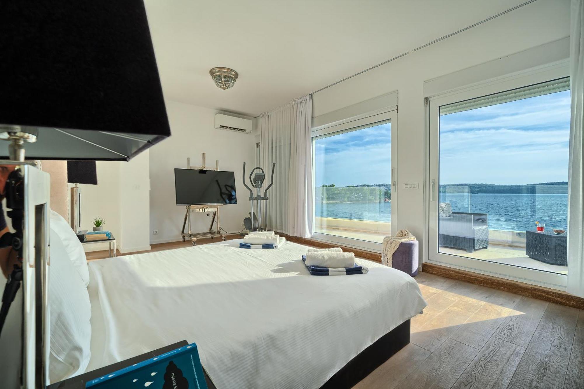 Livingstone Beach House โตรกีร์ ภายนอก รูปภาพ