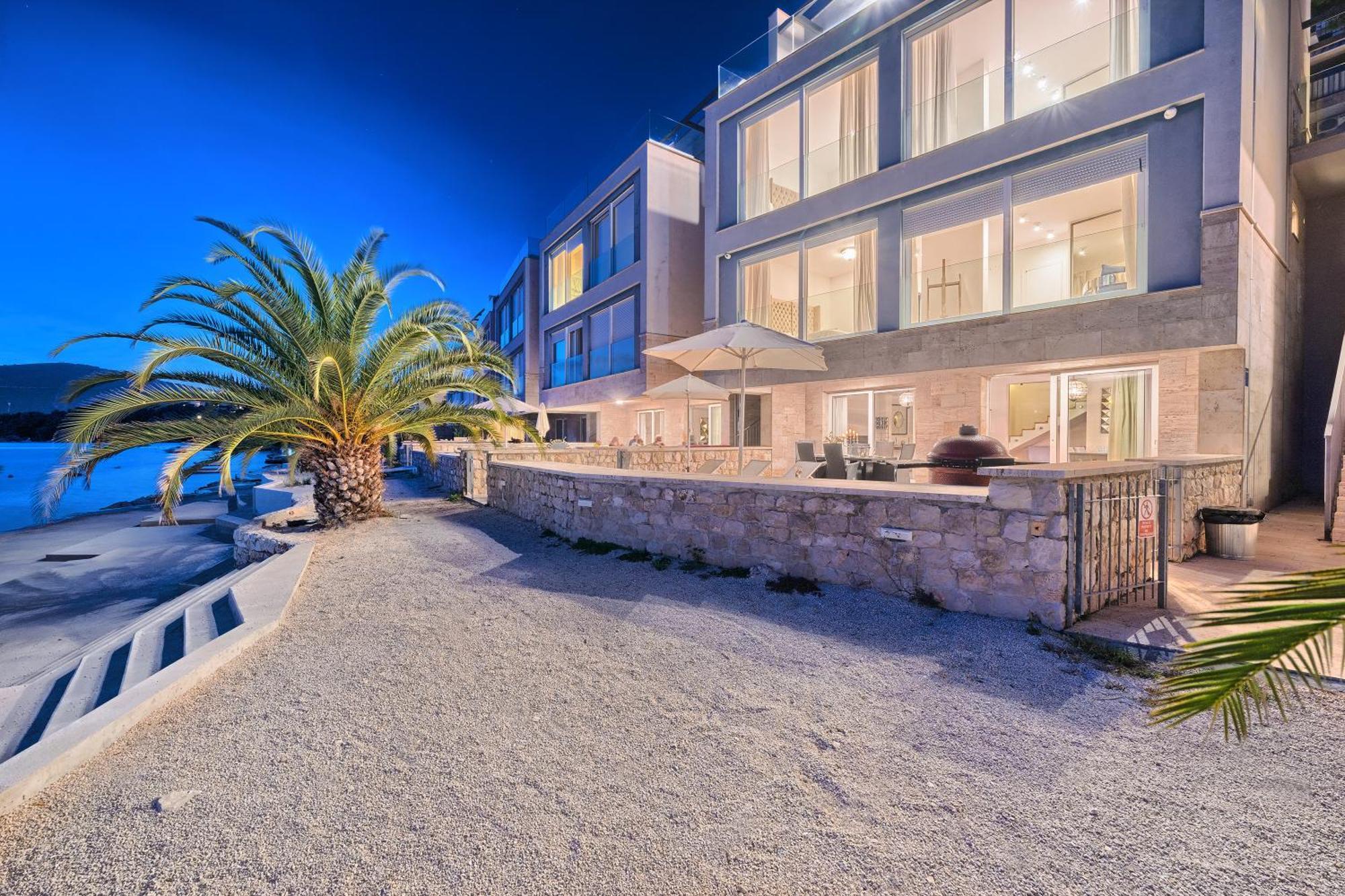 Livingstone Beach House โตรกีร์ ภายนอก รูปภาพ