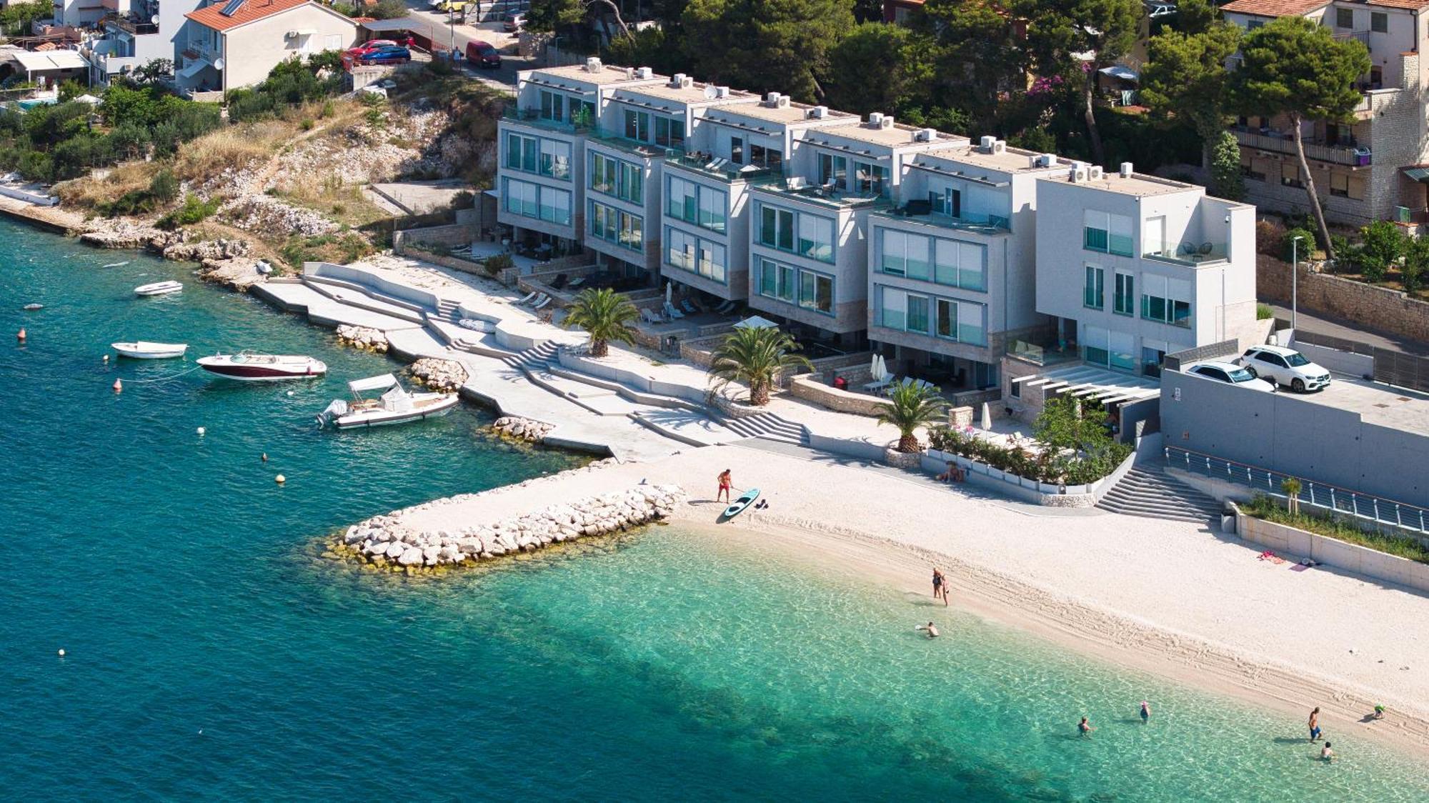 Livingstone Beach House โตรกีร์ ภายนอก รูปภาพ