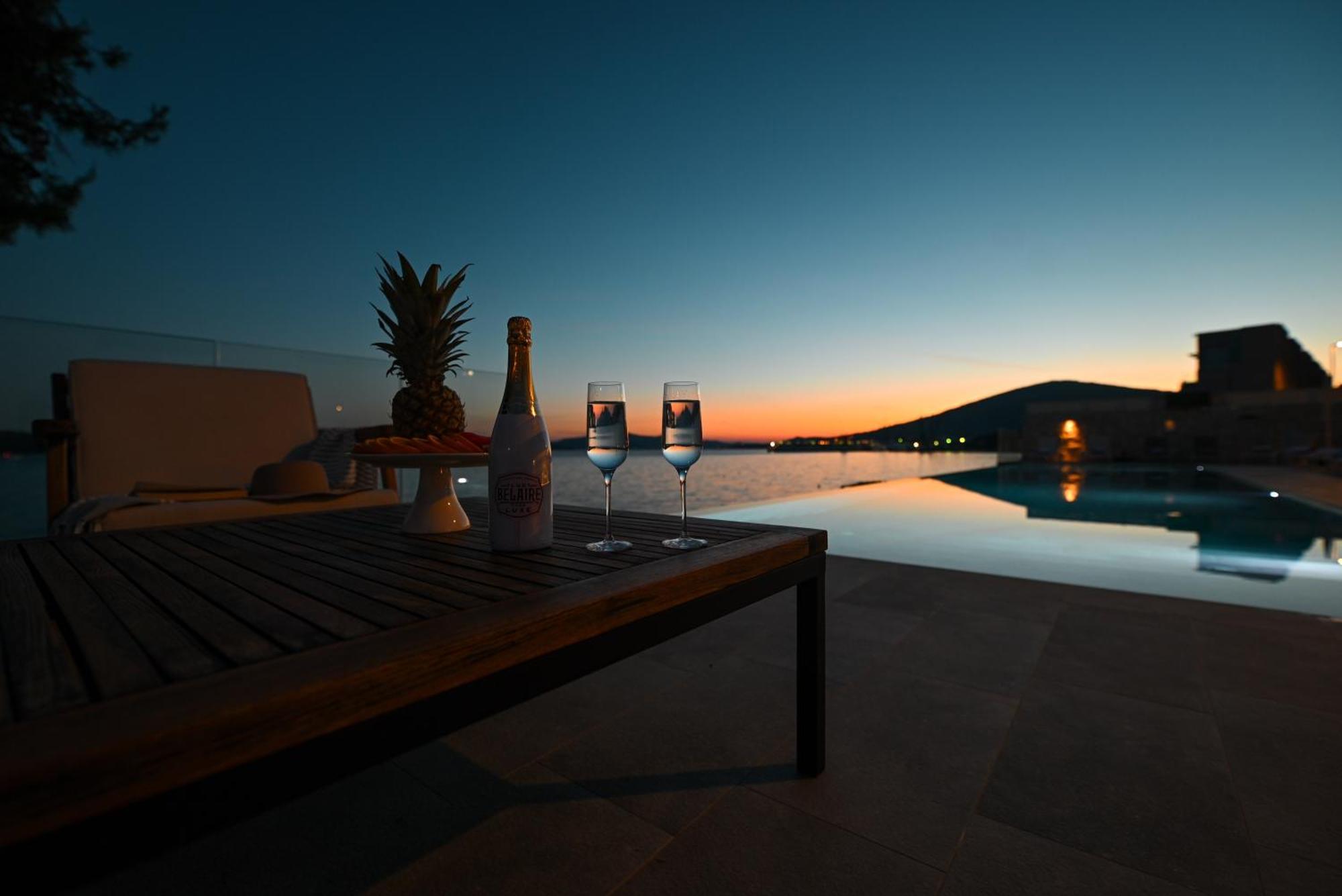 Livingstone Beach House โตรกีร์ ภายนอก รูปภาพ